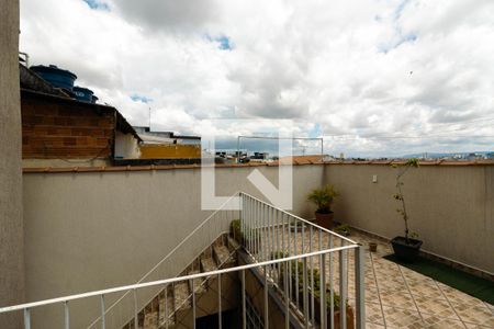 Casa à venda com 125m², 3 quartos e 2 vagas Casa à venda com 125m², 3 quartos e 2 vagasQuintal