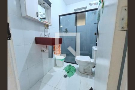 Casa à venda com 127m², 2 quartos e 2 vagas Casa à venda com 127m², 2 quartos e 2 vagasBanheiro Social