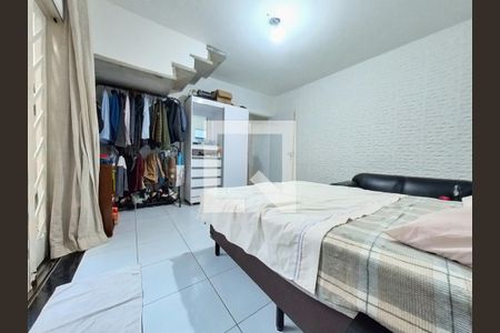 Casa à venda com 127m², 2 quartos e 2 vagas Casa à venda com 127m², 2 quartos e 2 vagasQuarto 2