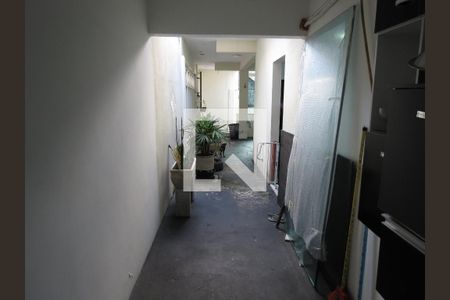 Casa à venda com 127m², 2 quartos e 2 vagasBanheiro - Corredor Saída Lavabo