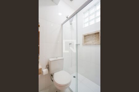 Casa de condomínio à venda com 113m², 3 quartos e 2 vagasBanheiro social