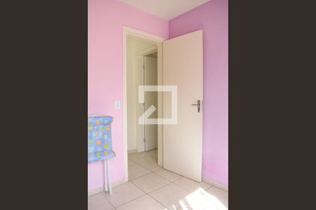 Quarto 2 de apartamento para alugar com 2 quartos, 45m² em Santa Cândida, Curitiba