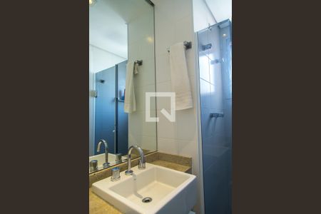 Apartamento para alugar com 60m², 2 quartos e 2 vagasBanheiro da Suíte