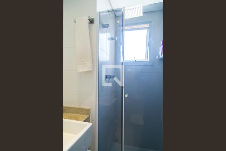 Apartamento para alugar com 60m², 2 quartos e 2 vagasBanheiro da Suíte 1