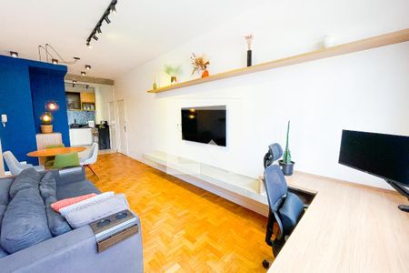 Sala de apartamento para alugar com 1 quarto, 77m² em Cerqueira César, São Paulo
