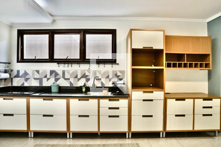 Casa para alugar com 450m², 2 quartos e 4 vagasCozinha