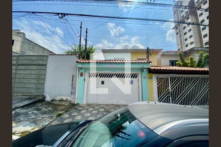 Casa para alugar com 450m², 2 quartos e 4 vagasFachada