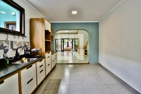 Casa para alugar com 450m², 2 quartos e 4 vagasCozinha