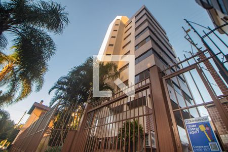 Apartamento à venda com 220m², 2 quartos e 3 vagas Apartamento à venda com 220m², 2 quartos e 3 vagasFachada