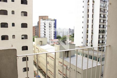 Sala - Vista de apartamento para alugar com 2 quartos, 53m² em Sumarezinho, São Paulo