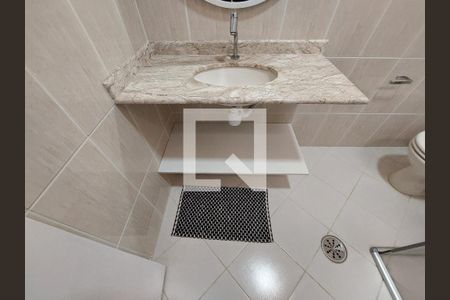 Casa à venda com 150m², 3 quartos e 1 vagaBanheiro 2