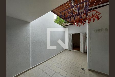 Casa à venda com 150m², 3 quartos e 1 vagaÁrea de Serviço