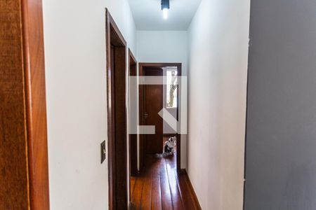 Corredor de apartamento à venda com 3 quartos, 181m² em Santa Tereza, Belo Horizonte