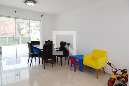 Sala de casa para alugar com 3 quartos, 430m² em Vila Galvão, Guarulhos