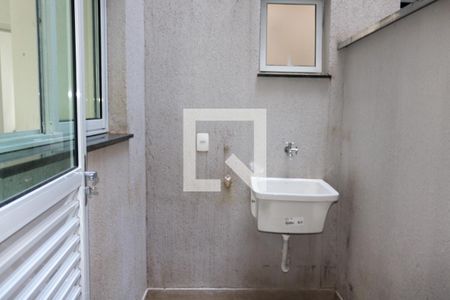 Área de Serviço de apartamento para alugar com 2 quartos, 45m² em Santa Maria, Santo André
