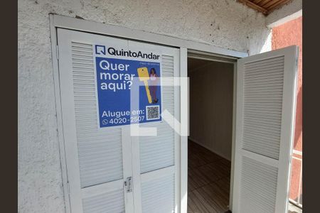 Casa à venda com 120m², 3 quartos e 2 vagasPlaca instalada na fachada do Imóvel