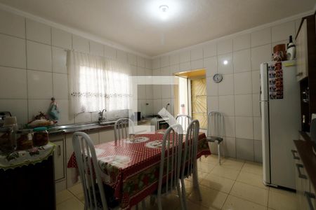 Casa para alugar com 125m², 2 quartos e 1 vagaCozinha