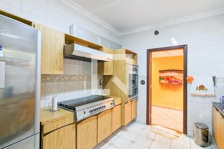 Casa à venda com 173m², 3 quartos e 5 vagas Casa à venda com 173m², 3 quartos e 5 vagasCozinha