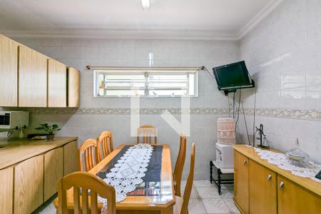 Casa à venda com 173m², 3 quartos e 5 vagas Casa à venda com 173m², 3 quartos e 5 vagasCozinha