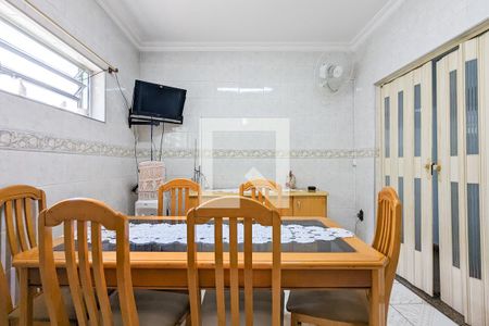 Casa à venda com 173m², 3 quartos e 5 vagas Casa à venda com 173m², 3 quartos e 5 vagasCozinha