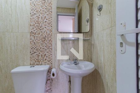 Casa à venda com 230m², 3 quartos e 3 vagas Casa à venda com 230m², 3 quartos e 3 vagasBanheiro de serviço