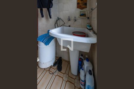 Casa à venda com 152m², 2 quartos e 1 vagaÁrea de serviço 