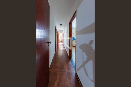 Corredor  de casa para alugar com 4 quartos, 152m² em Vila Ema, São Paulo
