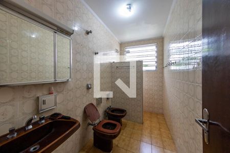 Casa à venda com 152m², 2 quartos e 1 vagaBanheiro 