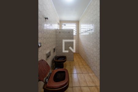 Casa à venda com 152m², 2 quartos e 1 vagaBanheiro 