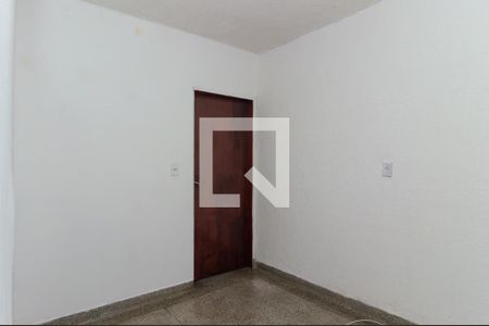 Sala de apartamento para alugar com 1 quarto, 72m² em Jardim Tupanci, Barueri