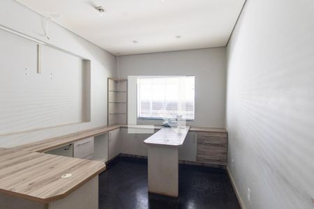 Casa para alugar com 350m², 2 quartos e 10 vagasEscritório