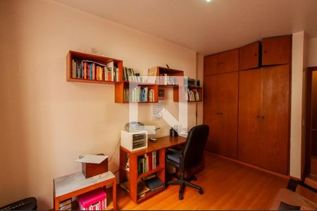 Apartamento à venda com 205m², 3 quartos e 1 vagaQuarto 1