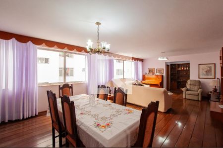 Apartamento à venda com 205m², 3 quartos e 1 vagaSala