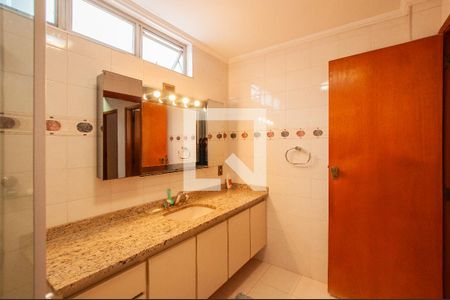 Apartamento à venda com 205m², 3 quartos e 1 vagaBanheiro Corredor