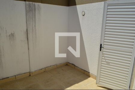 Casa de condomínio à venda com 100m², 2 quartos e 2 vagas Casa de condomínio à venda com 100m², 2 quartos e 2 vagasTerraço 1