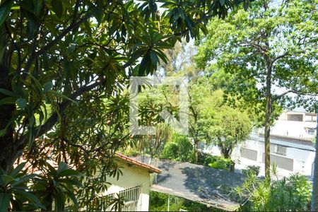 Casa de condomínio à venda com 100m², 2 quartos e 2 vagas Casa de condomínio à venda com 100m², 2 quartos e 2 vagasVista da Área de Serviço