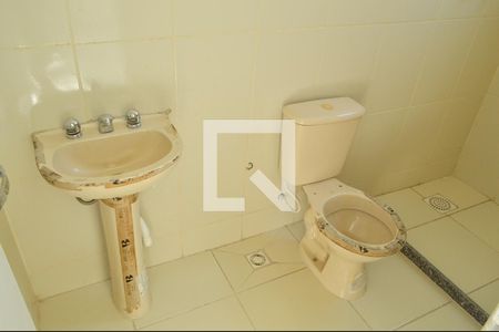 Casa de condomínio à venda com 100m², 2 quartos e 2 vagas Casa de condomínio à venda com 100m², 2 quartos e 2 vagasBanheiro