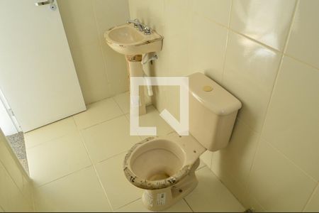 Casa de condomínio à venda com 100m², 2 quartos e 2 vagas Casa de condomínio à venda com 100m², 2 quartos e 2 vagasBanheiro