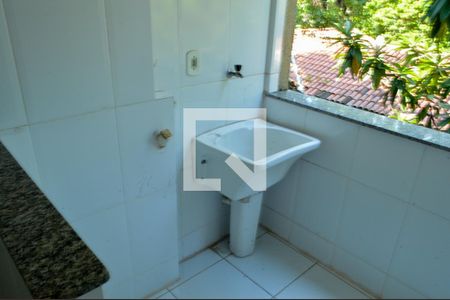 Casa de condomínio à venda com 100m², 2 quartos e 2 vagas Casa de condomínio à venda com 100m², 2 quartos e 2 vagasÁrea de Serviço