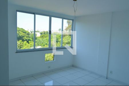 Casa de condomínio à venda com 100m², 2 quartos e 2 vagas Casa de condomínio à venda com 100m², 2 quartos e 2 vagasSuíte 2