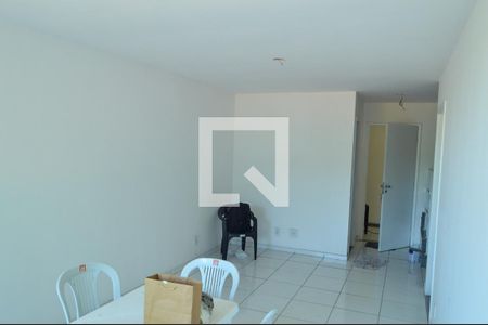 sala de casa de condomínio à venda com 2 quartos, 100m² em Taquara, Rio de Janeiro