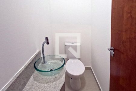 Lavabo - 1º Piso de casa para alugar com 3 quartos, 87m² em Marapé, Santos