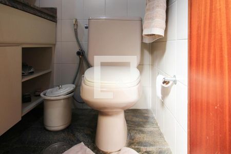 Apartamento para alugar com 142m², 4 quartos e 2 vagas Apartamento para alugar com 142m², 4 quartos e 2 vagasBanheiro Quarto