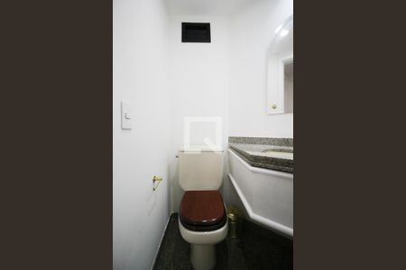 Lavabo de apartamento para alugar com 4 quartos, 142m² em Itaim Bibi, São Paulo