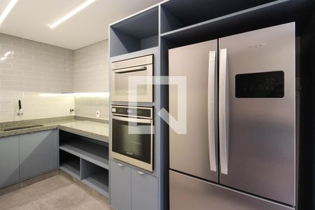 Apartamento para alugar com 142m², 4 quartos e 2 vagas Apartamento para alugar com 142m², 4 quartos e 2 vagasÁrea comum