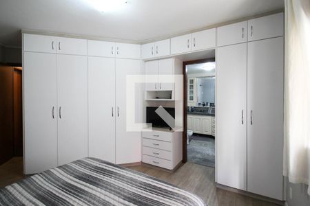 Apartamento para alugar com 142m², 4 quartos e 2 vagas Apartamento para alugar com 142m², 4 quartos e 2 vagasQuarto
