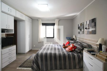 Apartamento para alugar com 142m², 4 quartos e 2 vagas Apartamento para alugar com 142m², 4 quartos e 2 vagasQuarto