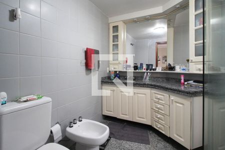 Apartamento para alugar com 142m², 4 quartos e 2 vagas Apartamento para alugar com 142m², 4 quartos e 2 vagasBanheiro social