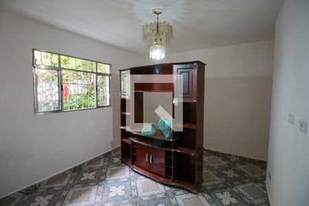 Sala de casa para alugar com 2 quartos, 180m² em Jardim Norma, São Paulo