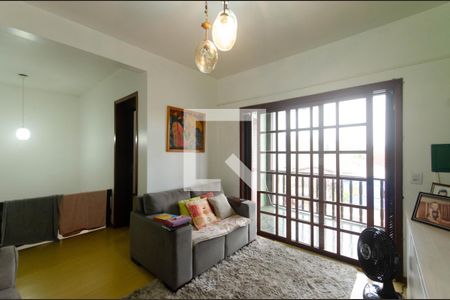 Sala de casa à venda com 3 quartos, 180m² em Vila Nova, Porto Alegre